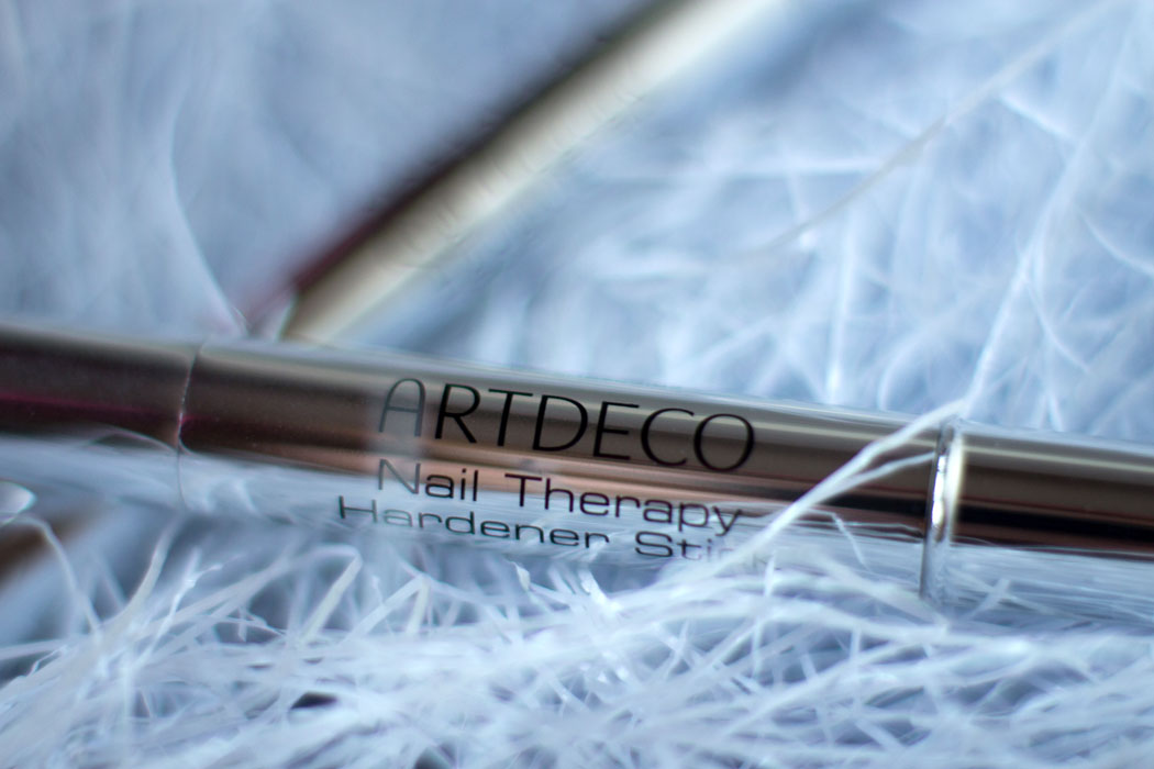 Nail Therapy Hardener Stick